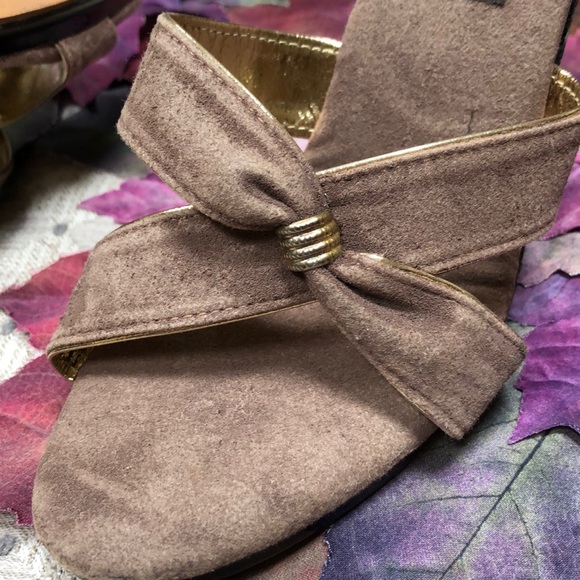 VINTAGE OPEN TOE SANDALS - Picture 2 of 14